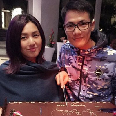 杨千嬅老公晒旧照庆结婚6年 揭秘夫妻俩的情感经历 杨千嬅老公晒旧照庆结婚6年 揭秘夫妻俩的情感经历