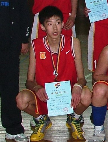 获悉男篮周琦个人简历 家庭背景不容小觑 获悉男篮周琦个人简历 家庭背景不容小觑