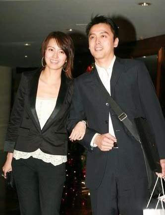 梁咏琪弟弟高大俊朗众粉丝追求 梁咏琪晒双胞胎弟弟儿时照 梁咏琪弟弟高大俊朗众粉丝追求 梁咏琪晒双胞胎弟弟儿时照