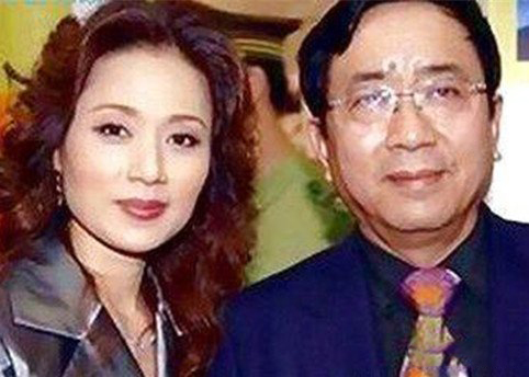 马兰余秋雨的儿子怎么样呢？ 小编告诉你他们的故事