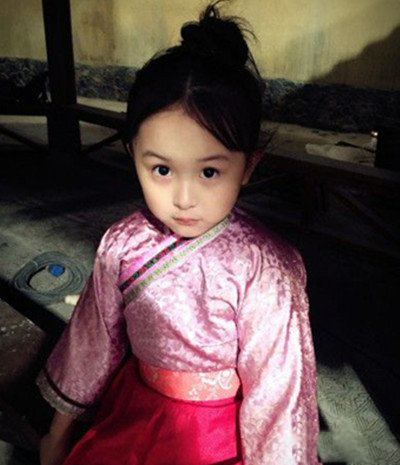 刘楚恬爸爸妈妈照片曝光 小芈月家庭背景惊人