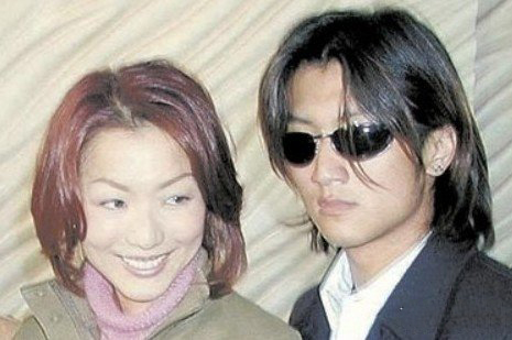 张燊悦谢霆锋是昔日的恋人 如今女方暗指谢霆锋劈腿人品差