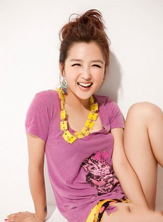 何洁身高曝光 何洁演绎经历揭密