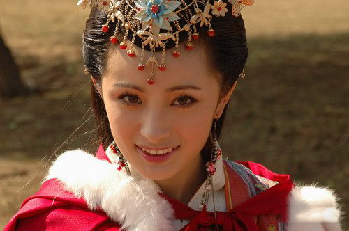 杨幂与刘志军是什么关系 杨幂遭刘志军潜规则? 杨幂与刘志军是什么关系 杨幂遭刘志军潜规则?