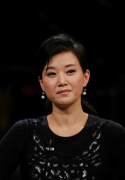 宋祖英的儿子照片被曝光 个子高眉清目秀