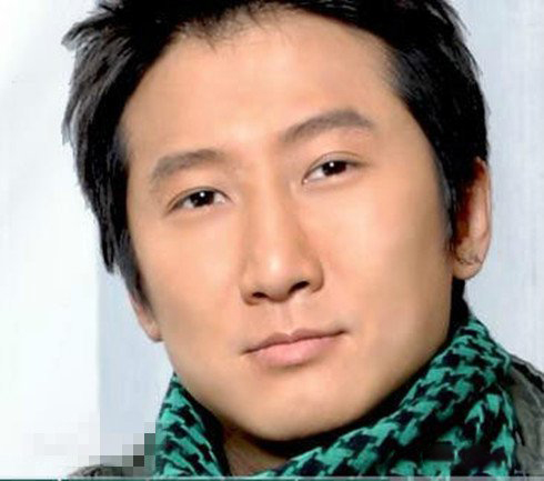 洪金宝的儿子们都有谁 揭秘洪金宝的家庭成员 洪金宝的儿子们都有谁 揭秘洪金宝的家庭成员