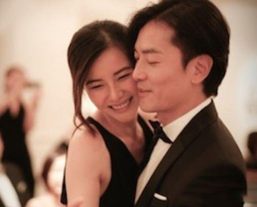 郑伊健老婆和女儿 结束“七年长跑”低调完婚称不生小孩 郑伊健老婆和女儿 结束“七年长跑”低调完婚称不生小孩