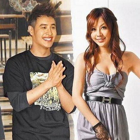 潘玮柏女友杨馥瑜躲台下挺爱郎 两人有望今年完婚