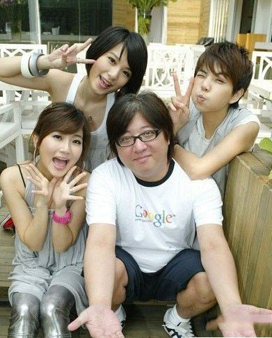 袁惟仁是谁? 妻子陆元琪家庭背景曝光 袁惟仁是谁? 妻子陆元琪家庭背景曝光