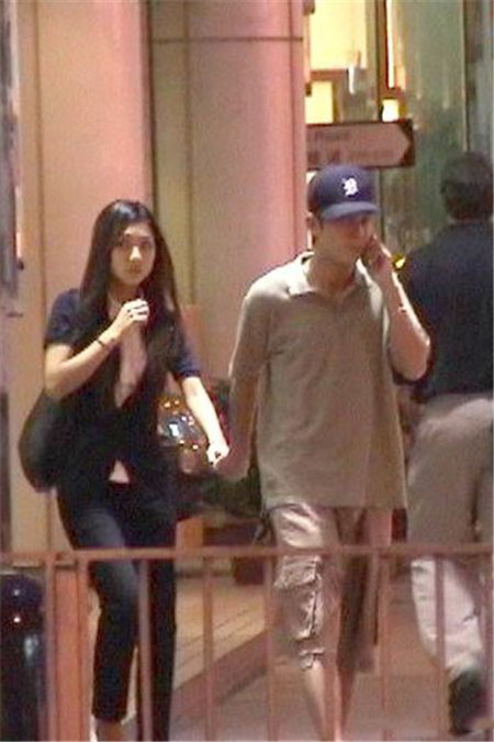 陈冠希女友杨永晴资料曝光 富商女儿家财万贯