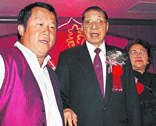 曾志伟父亲台湾病逝 终年94岁曾任香港警察