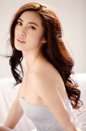 演员王珂个人资料 气质出尘脱俗端雅大方