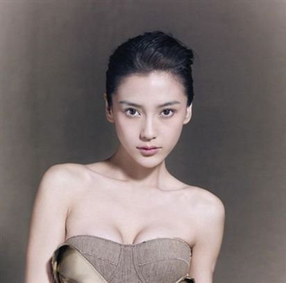 杨颖整容前照片曝光 高颜值全靠整形出来 杨颖整容前照片曝光 高颜值全靠整形出来