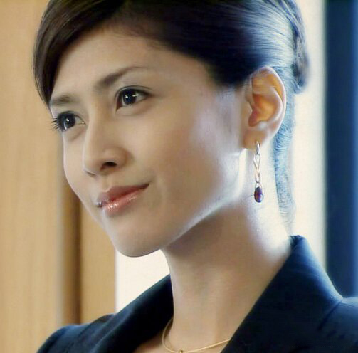 柏原崇内田有纪恋爱5年仍甜蜜 揭柏原崇三段恋情 柏原崇内田有纪恋爱5年仍甜蜜 揭柏原崇三段恋情