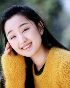 杨钰莹出道前曾多次被潜规则 被多少人睡过的青春史 杨钰莹出道前曾多次被潜规则 被多少人睡过的青春史