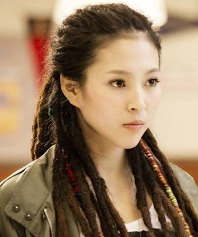 中国好声音毕夏大量私照曝光 揭开毕夏台上台下的生活