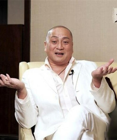 汤镇业汤镇宗兄弟情深 相互扶持闯出一片天地