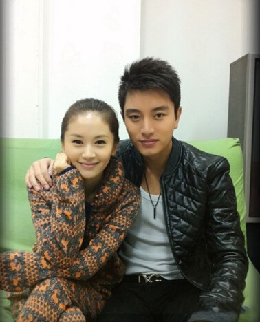 贾乃亮家庭背景及贾乃亮前女友个人资料