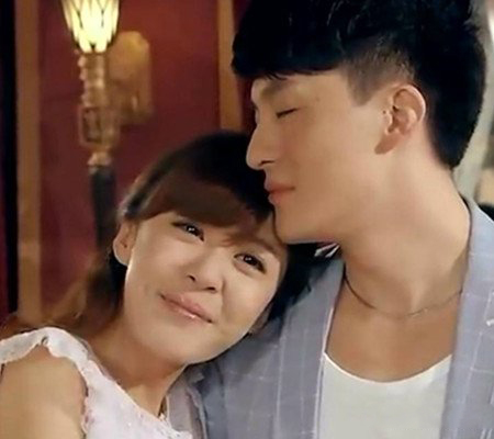 孙艺洲和李金铭吻戏 自曝拍吻戏用力过猛