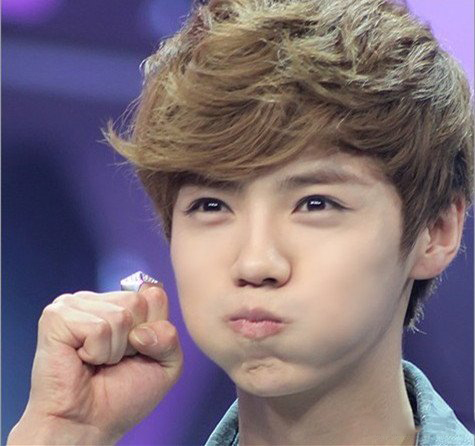 exo鹿晗单人图片曝光 集帅气与可爱于一身的男神