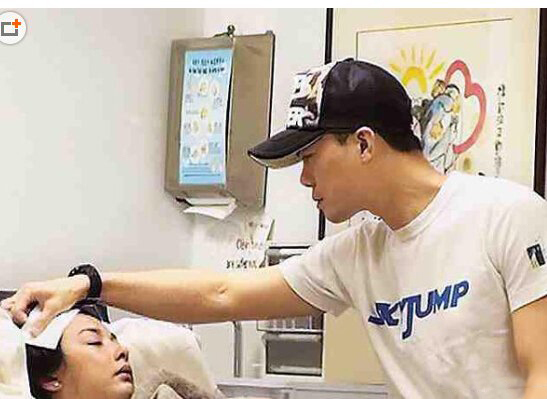 谢天华个人资料曝光 喜得儿子“天天”