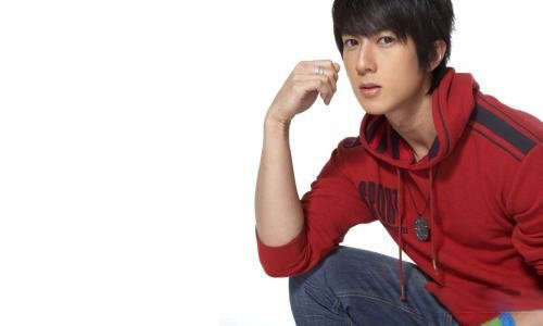 吴尊整容前后照片曝光 自己坦言我200%是自然的 吴尊整容前后照片曝光 自己坦言我200%是自然的