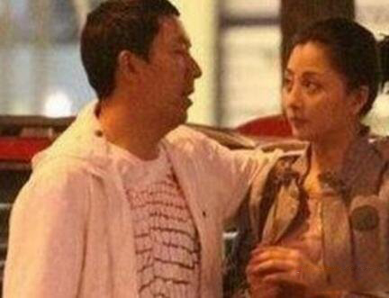 殷桃的现任丈夫孙东海照片 婚后生活幸福美满 殷桃的现任丈夫孙东海照片 婚后生活幸福美满