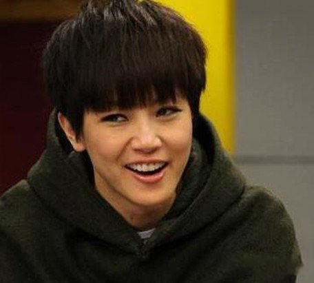 何韵诗评周子瑜道歉是怎么回事？ 小编为你揭秘背后的故事