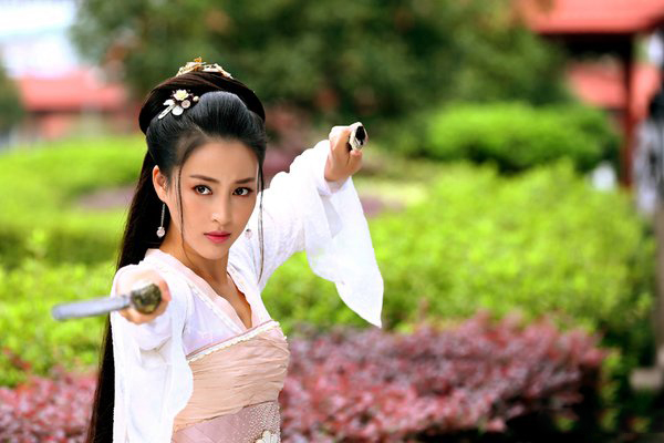 赏析甘婷婷古装小图 可爱性感惹人爱 赏析甘婷婷古装小图 可爱性感惹人爱