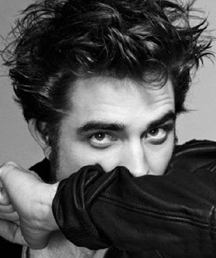 罗伯特帕丁森和女儿的图片大揭秘 他的女儿是谁 罗伯特帕丁森和女儿的图片大揭秘 他的女儿是谁