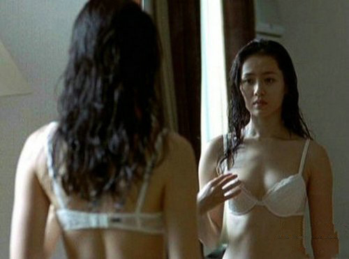 孙艺珍露点照曝光 掀开衣服半露胸《外出》玉女变熟女 孙艺珍露点照曝光 掀开衣服半露胸《外出》玉女变熟女