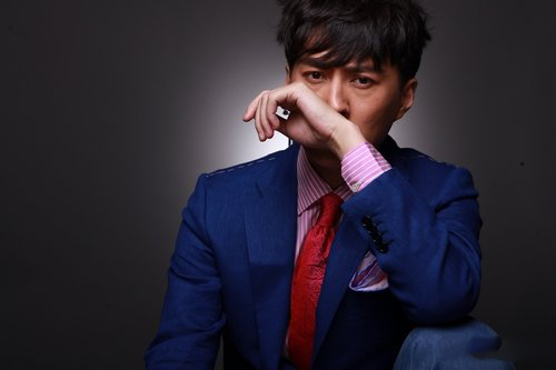 观看斩东主演的电视剧 品味靳东演绎的不同角色 观看斩东主演的电视剧 品味靳东演绎的不同角色