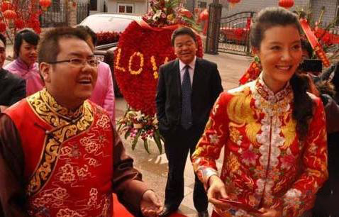车晓的现任丈夫照片曝光 揭秘车晓离婚的原因 车晓的现任丈夫照片曝光 揭秘车晓离婚的原因