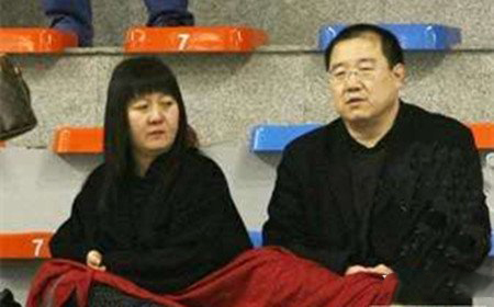 英达老婆梁欢照片曝光 第三任妻子梁欢的帮助最大