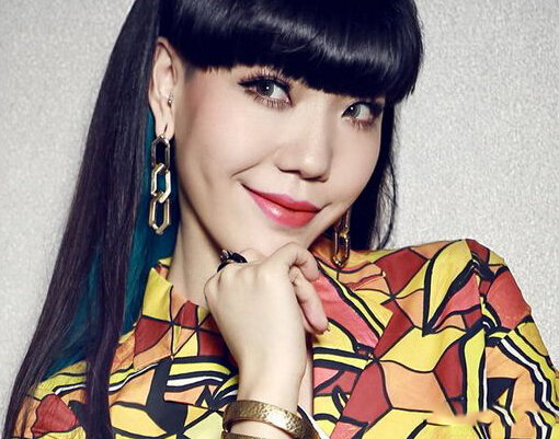 吴莫愁身高曝光 个人资料及家庭背景被扒