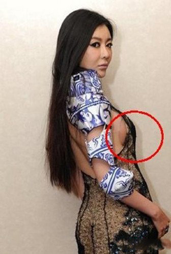 巩新亮露点露底照曝光 巩新亮不穿内衣直接真空上阵