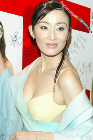 张敏艳照大曝光 感情终于修成正果嫁前经纪人