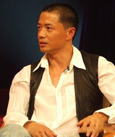 段奕宏是不是同性恋 和邓超拍亲热镜头很肉麻 段奕宏是不是同性恋 和邓超拍亲热镜头很肉麻