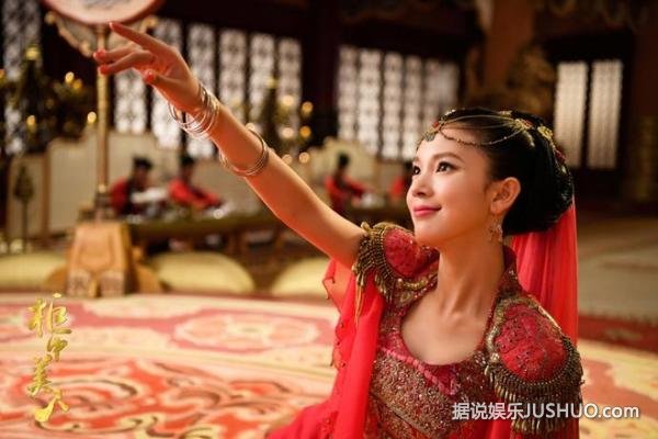 周渝民首次出演的古装剧又曝剧照啦,两位女主陈瑶和胡冰卿有点美! 周渝民首次出演的古装剧又曝剧照啦,两位女主陈瑶和胡冰卿有点美!