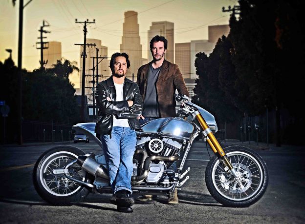 基努·里维斯新创事业 开始了打造豪华摩托车的梦想