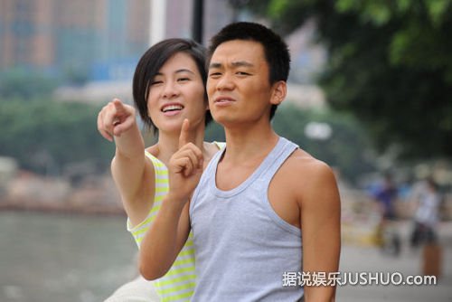 叶璇发微博力挺王宝强:倾家荡产也不向人渣道歉 叶璇发微博力挺王宝强:倾家荡产也不向人渣道歉