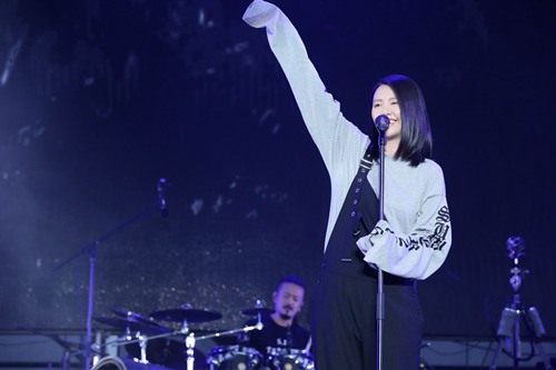 谭维维将出席湖南卫视中秋晚会 实现民族同屏演唱