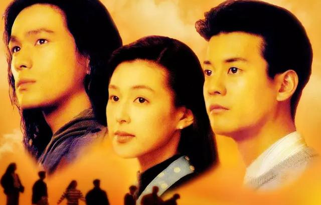 1992年,她和江口洋介,唐澤壽明主演《在愛的名義下》依然風靡全亞洲