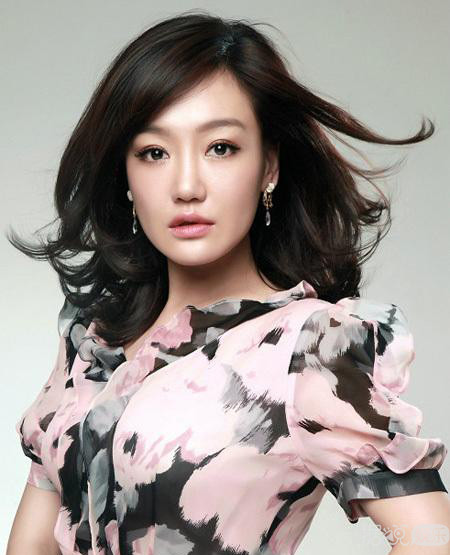 胡歌微博爆了双11发长文悼念身亡助理张冕当年的车祸细思极恐