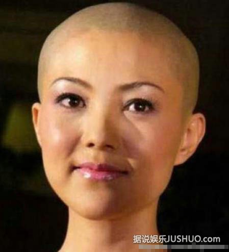 光头也是美的莫文蔚的嘴在无时无刻的抢镜殷桃的脑袋真圆苏岩已经半