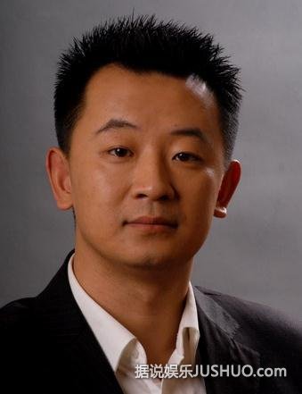 揭黄海波美国生活:与女友住富人区 身材发福