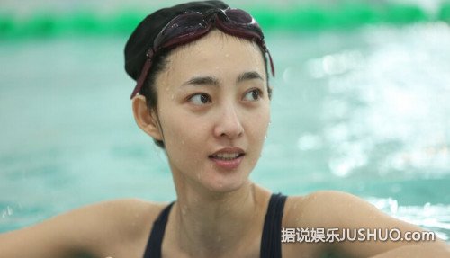 素颜女神王丽坤疑整容 面容僵硬狠表情