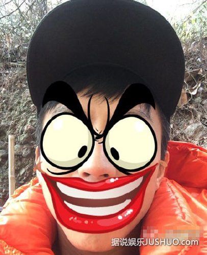 邓超孙俪齐晒搞怪自拍 网友调侃:夫妻相啊