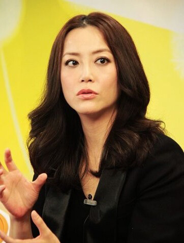 谢霆锋经纪人霍汶希美貌不输女星 40 皮肤似少女揭其护肤经