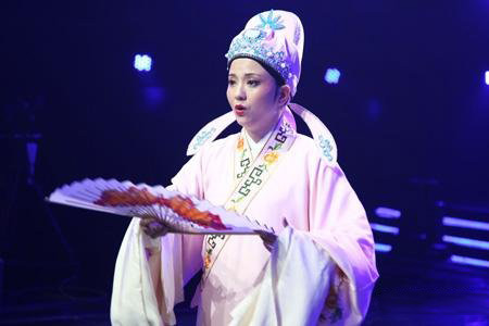 万红霞,与翁虹,张翰,江铠同等一众偶像剧演员对戏,而这也是陶慧敏首次